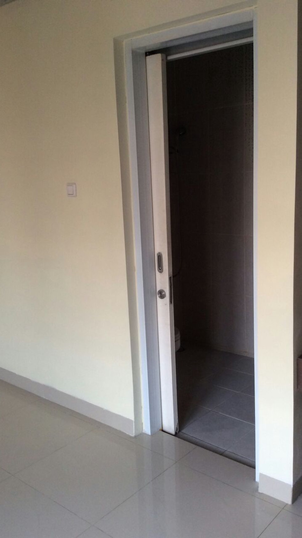 Dijual Rumah Cluster Serenade Lake Kondisi Bagus - Gading Serpong