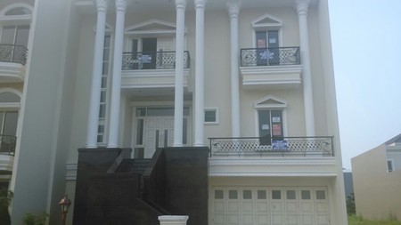 Dijual Rumah Aristoteles 4+1 Kamar Tidur - Gading Serpong