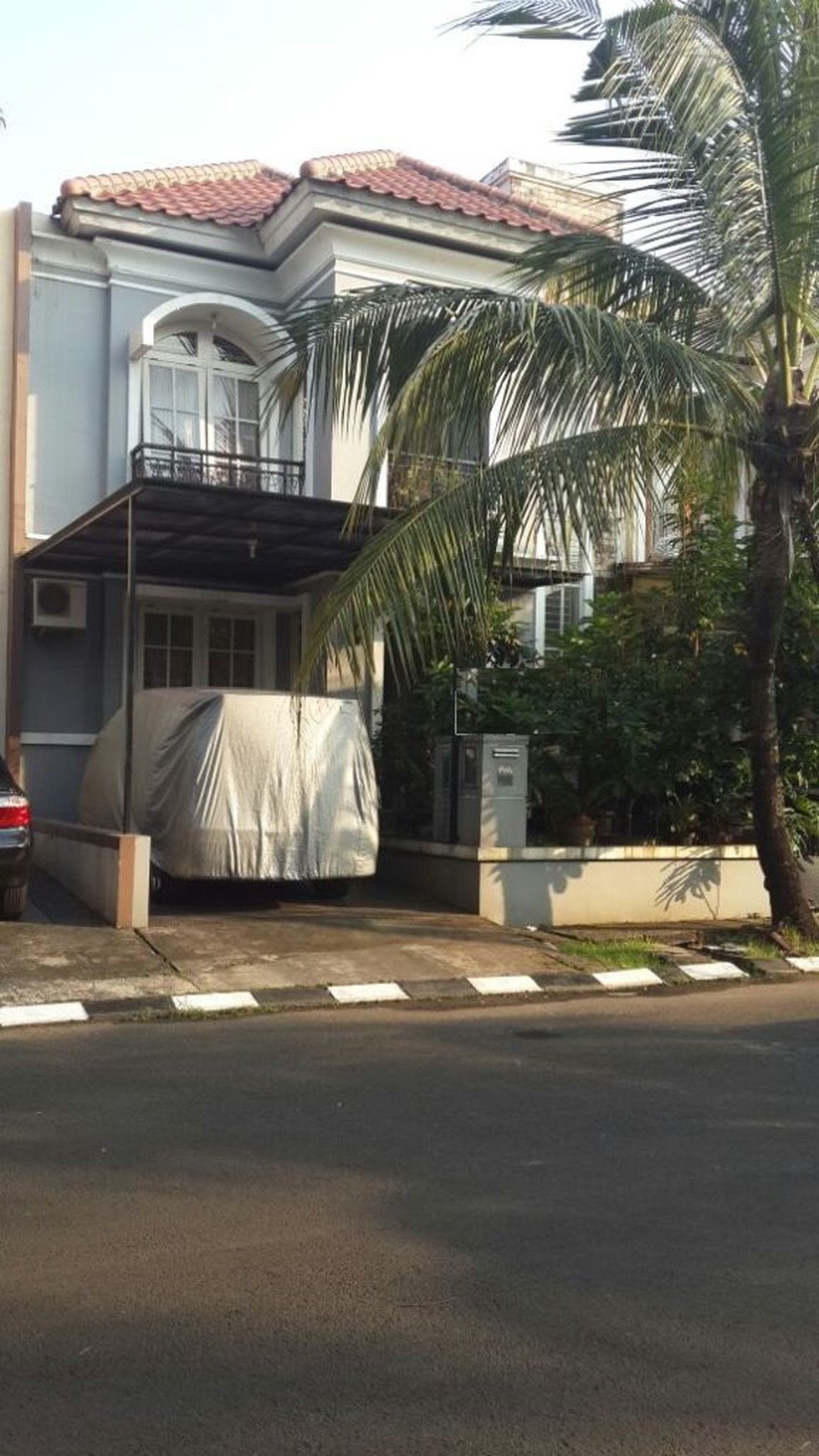 Rumah Siap Huni ,Jalan Lebar  sektor 9 Bintaro Jaya