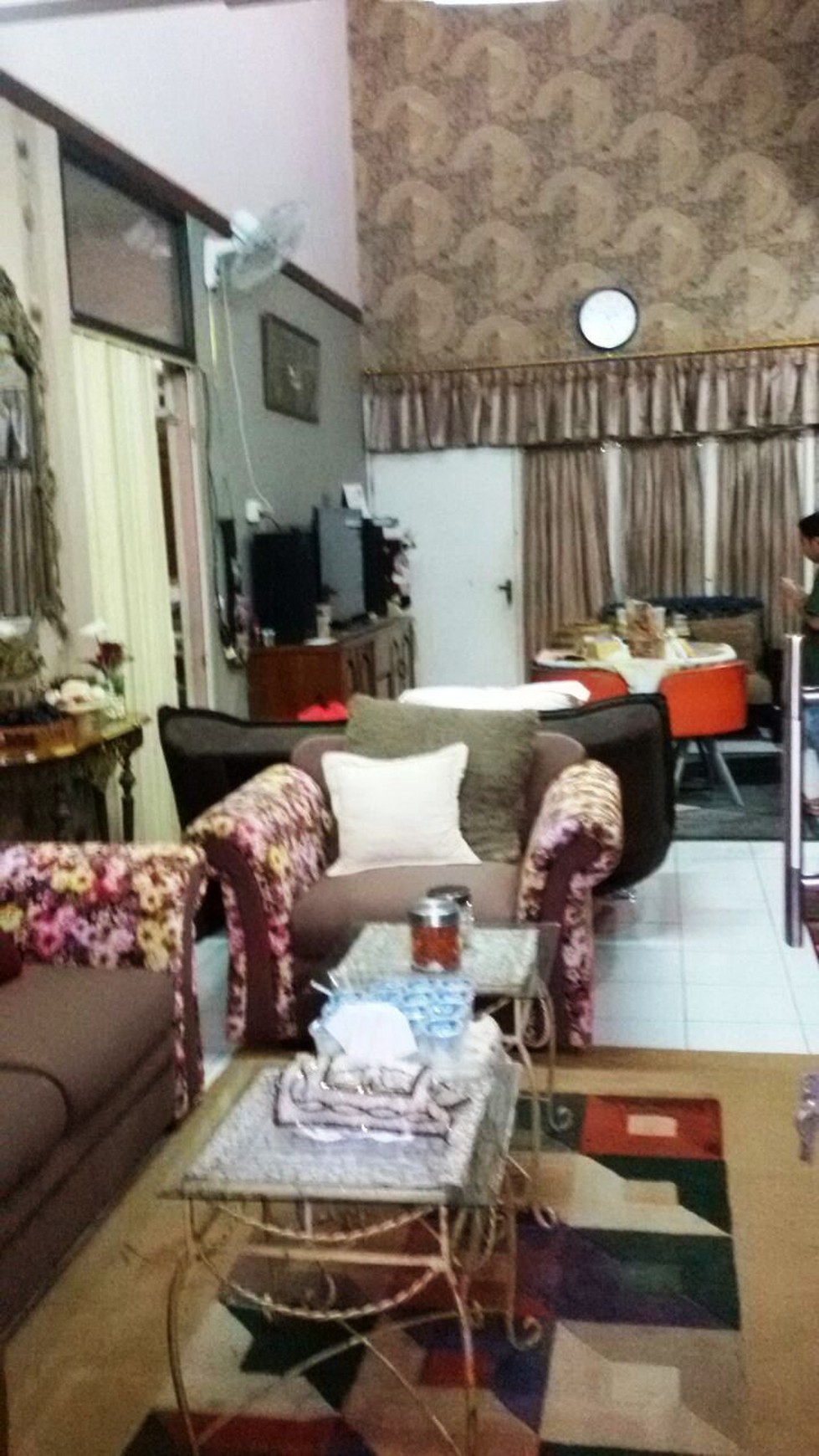 Rumah siap huni ,startegis di Pondok Aren