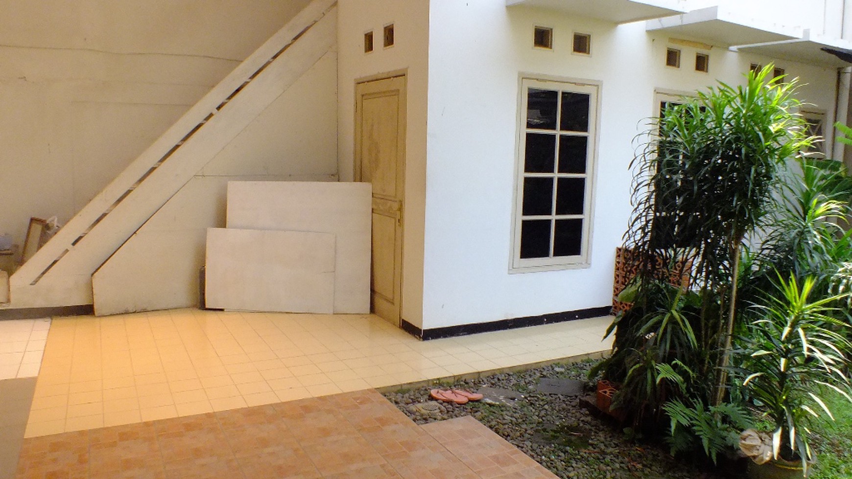 Rumah  siap huni,Semi Furnish BSD Tangerang..