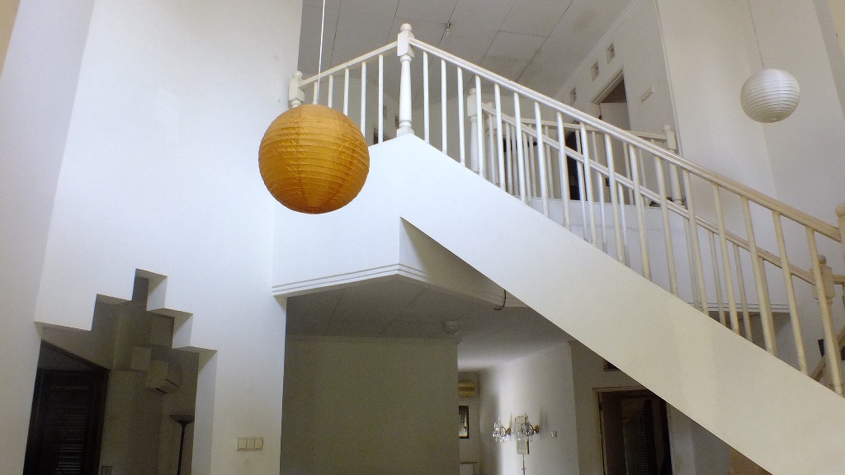 Rumah  siap huni,Semi Furnish BSD Tangerang..