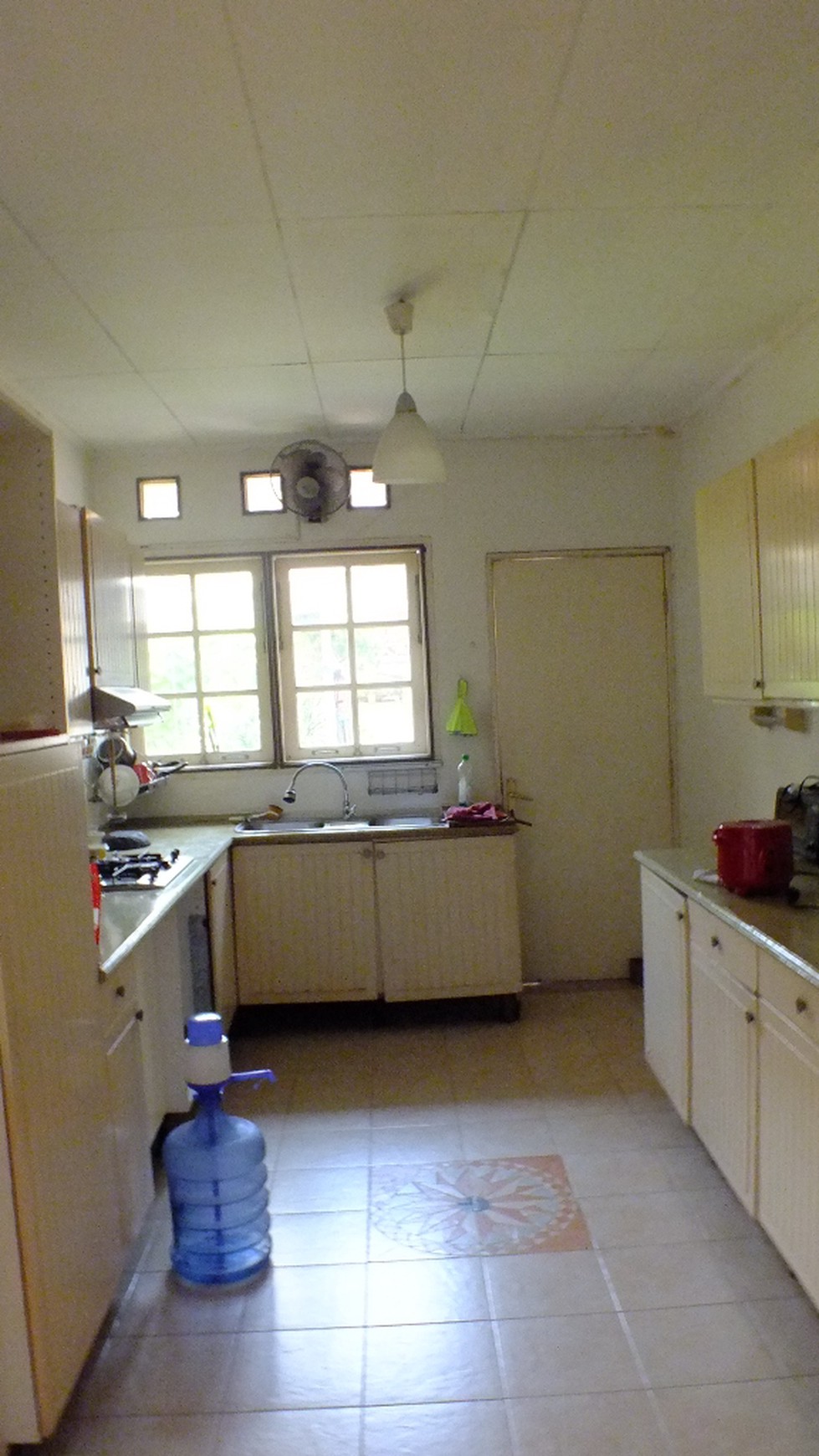 Rumah  siap huni,Semi Furnish BSD Tangerang..