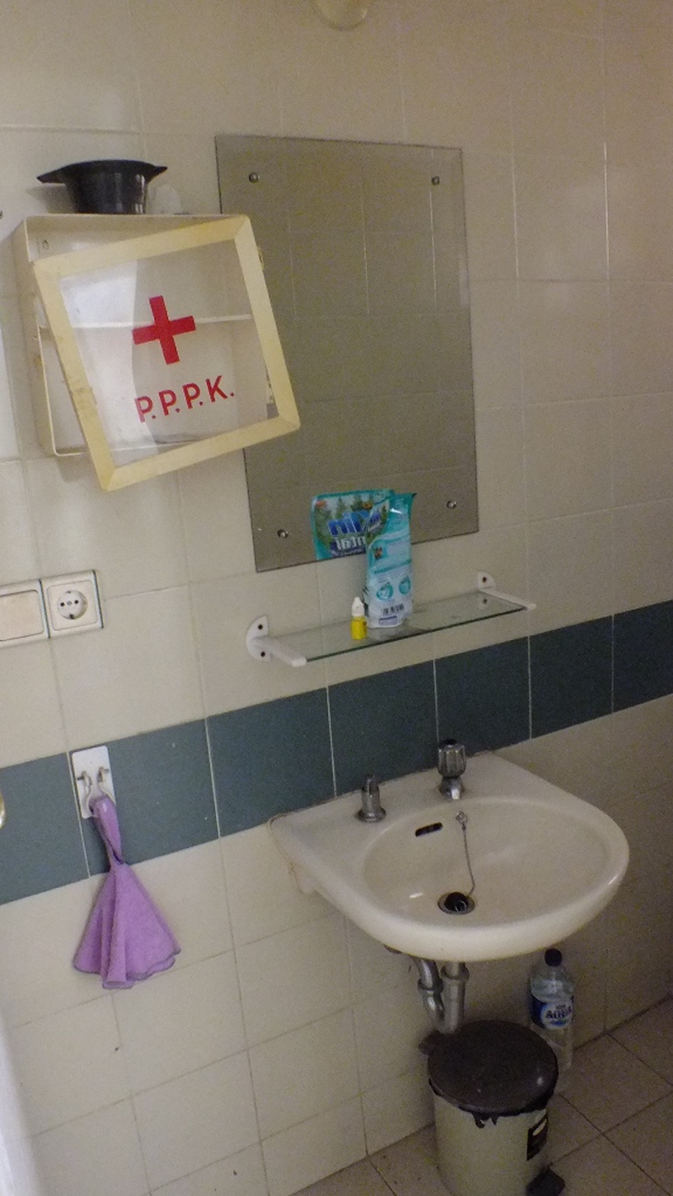 Rumah  siap huni,Semi Furnish BSD Tangerang..