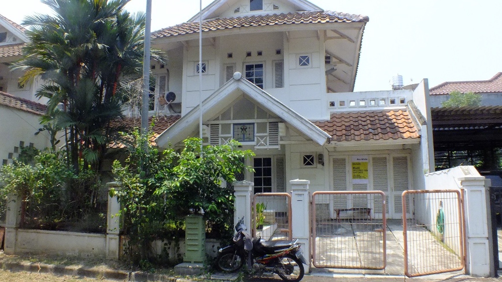 Rumah  siap huni,Semi Furnish BSD Tangerang..