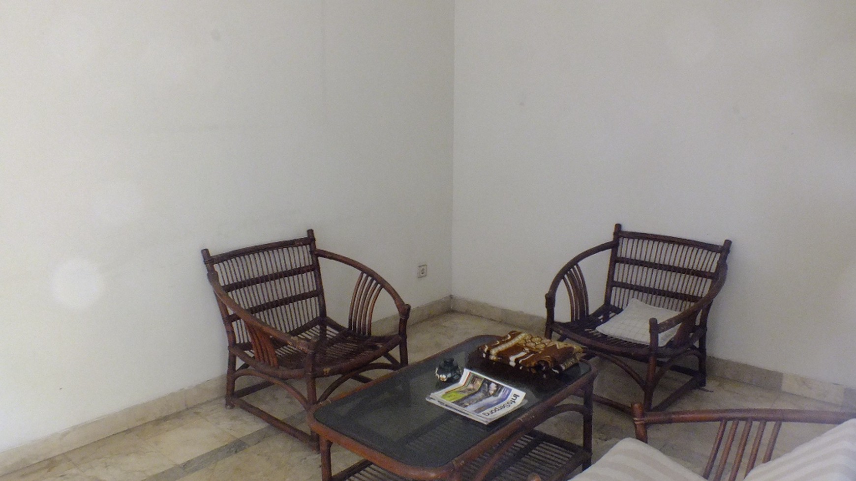 Rumah  siap huni,Semi Furnish BSD Tangerang..