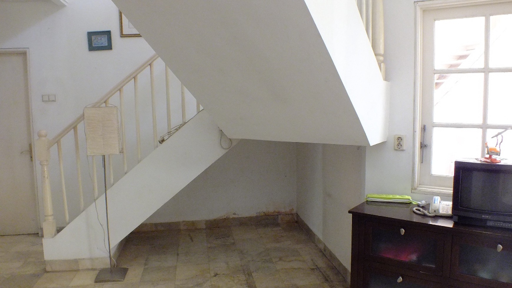 Rumah  siap huni,Semi Furnish BSD Tangerang..