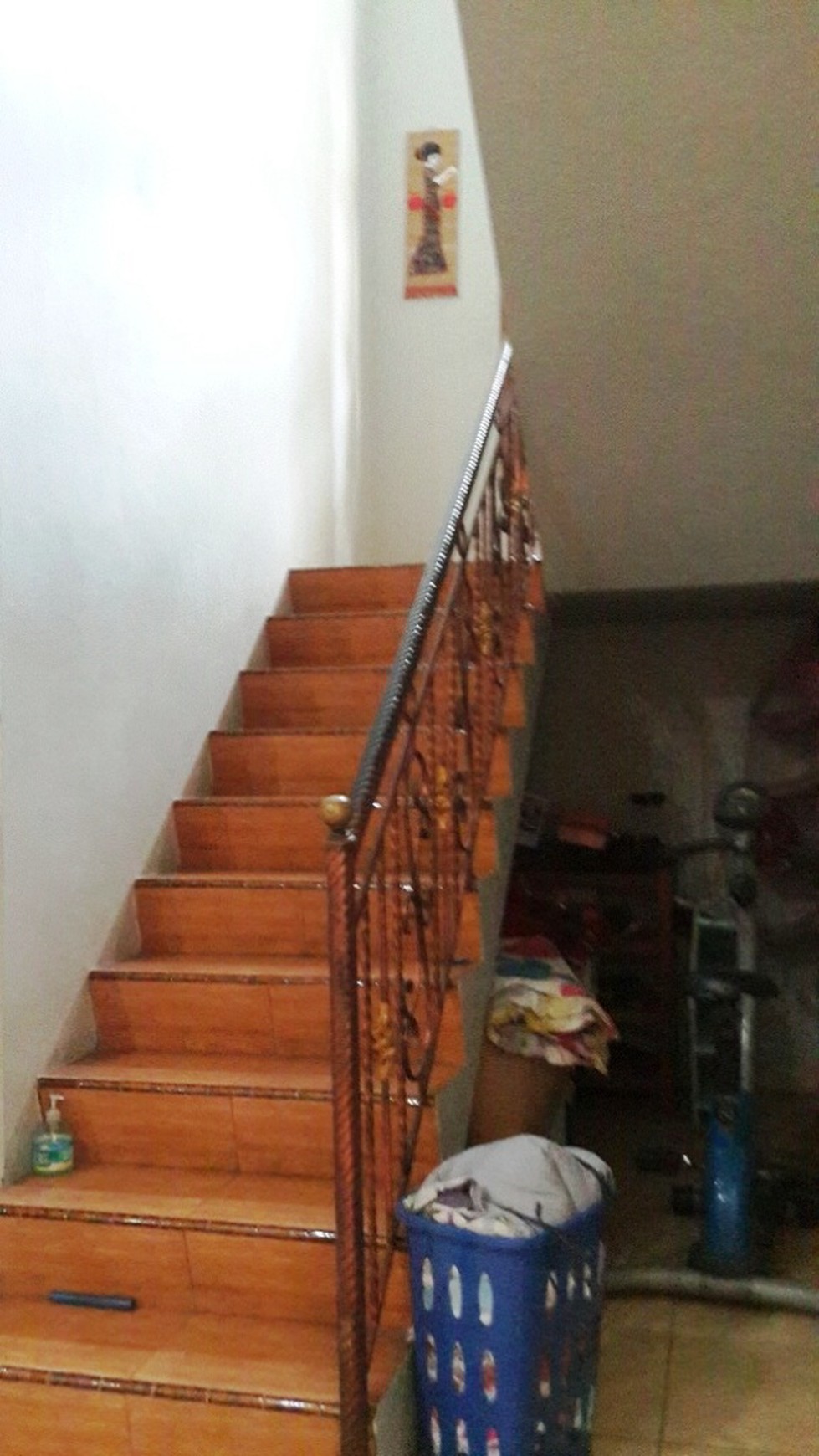 Rumah Bagus,siap huni,strategis,jalan lebar di Villa Bintaro Regency