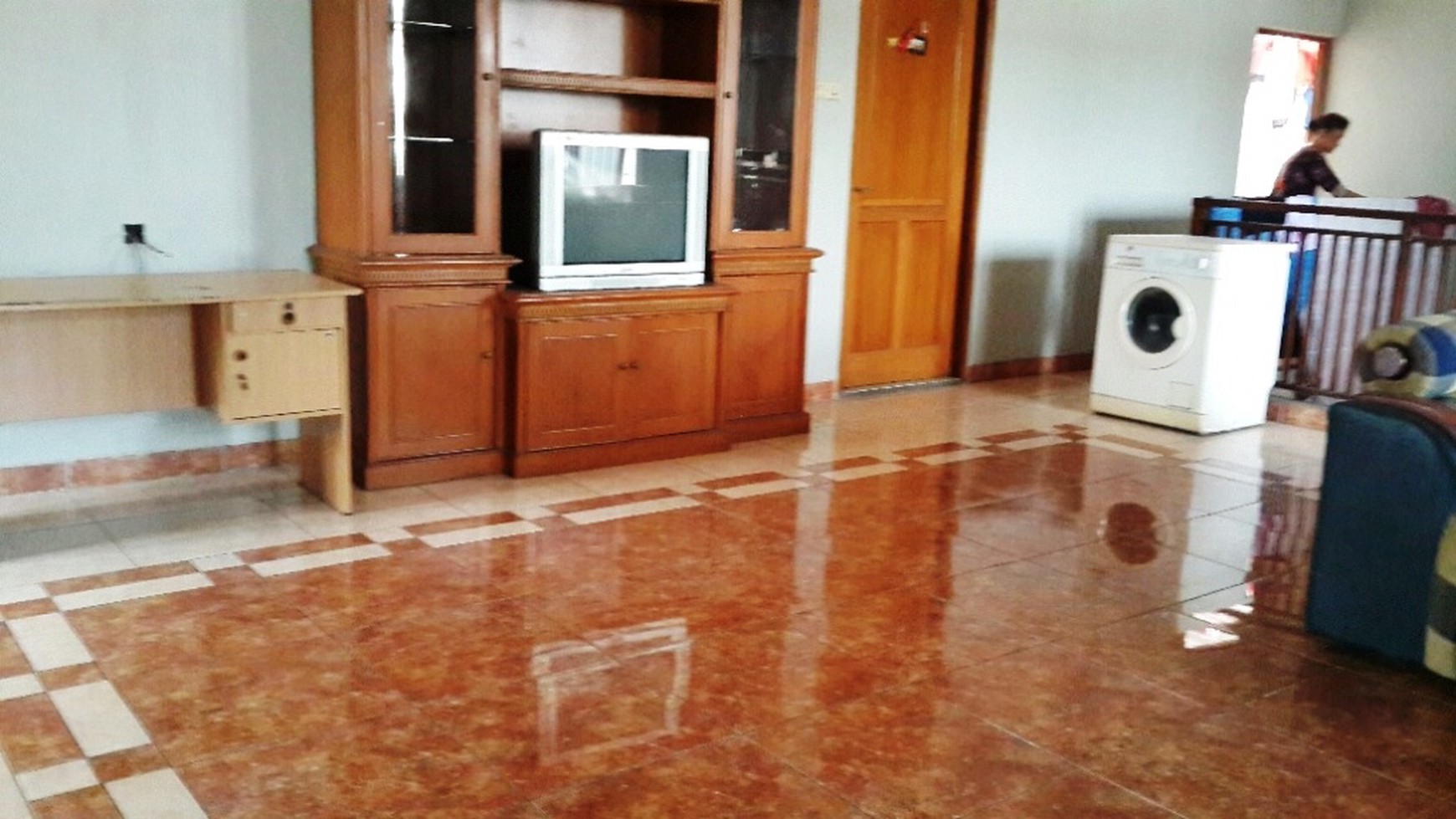 Rumah Bagus,siap huni,strategis,jalan lebar di Villa Bintaro Regency