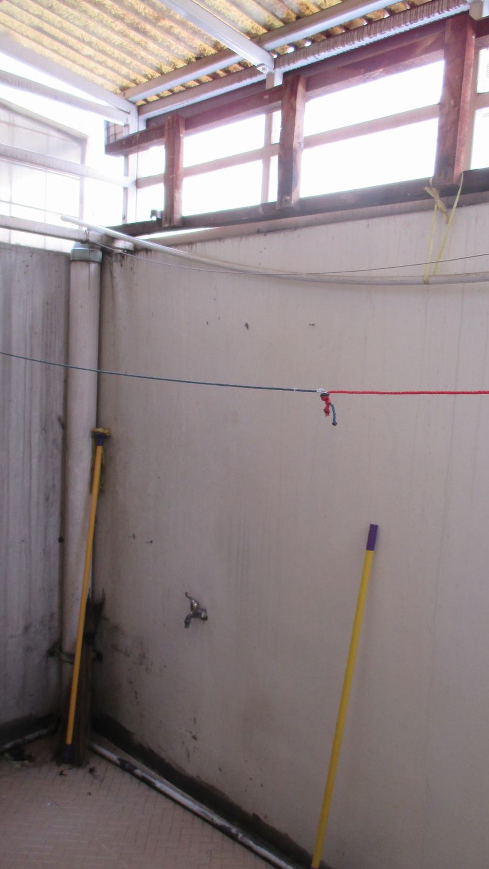 Disewakan Townhouse Taman Ayu lantai 2- Lippo Karawaci