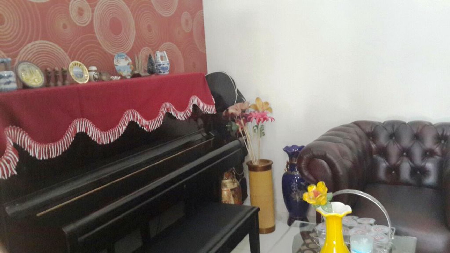 Rumah depan taman, minimalis ,good price sektor 9 Bintaro Jaya!!