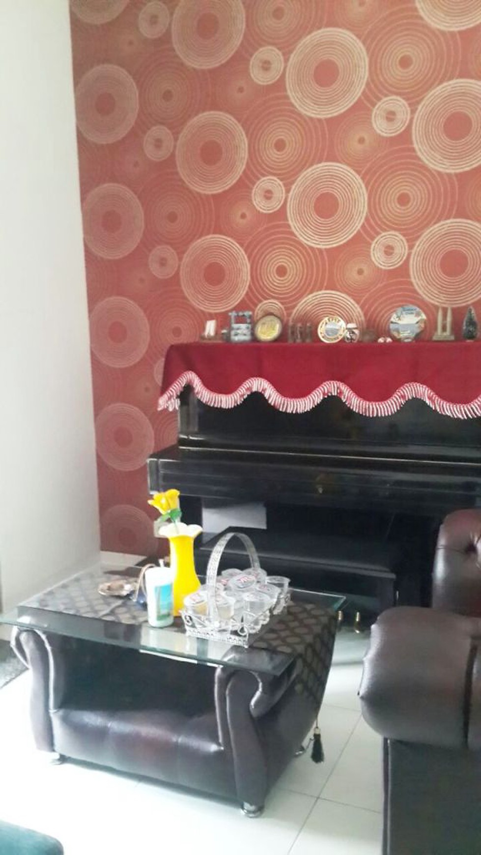 Rumah depan taman, minimalis ,good price sektor 9 Bintaro Jaya!!