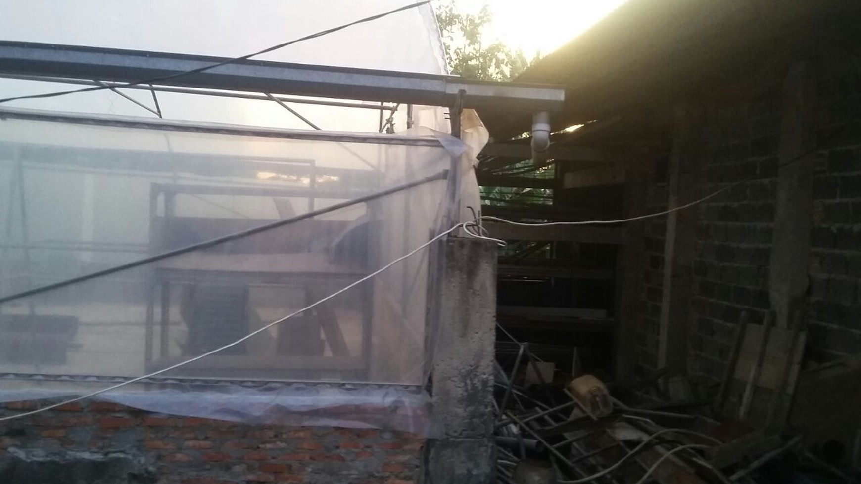 Kiios dan Lahan di Pondok Aren