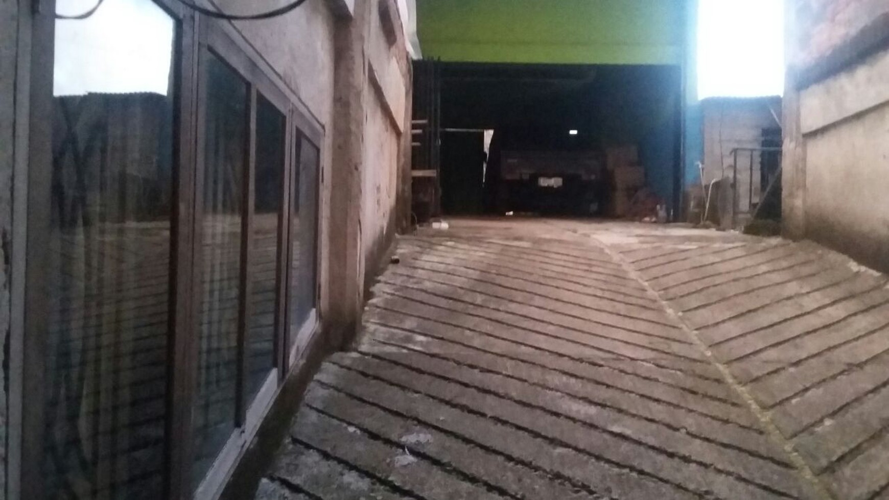 Kiios dan Lahan di Pondok Aren