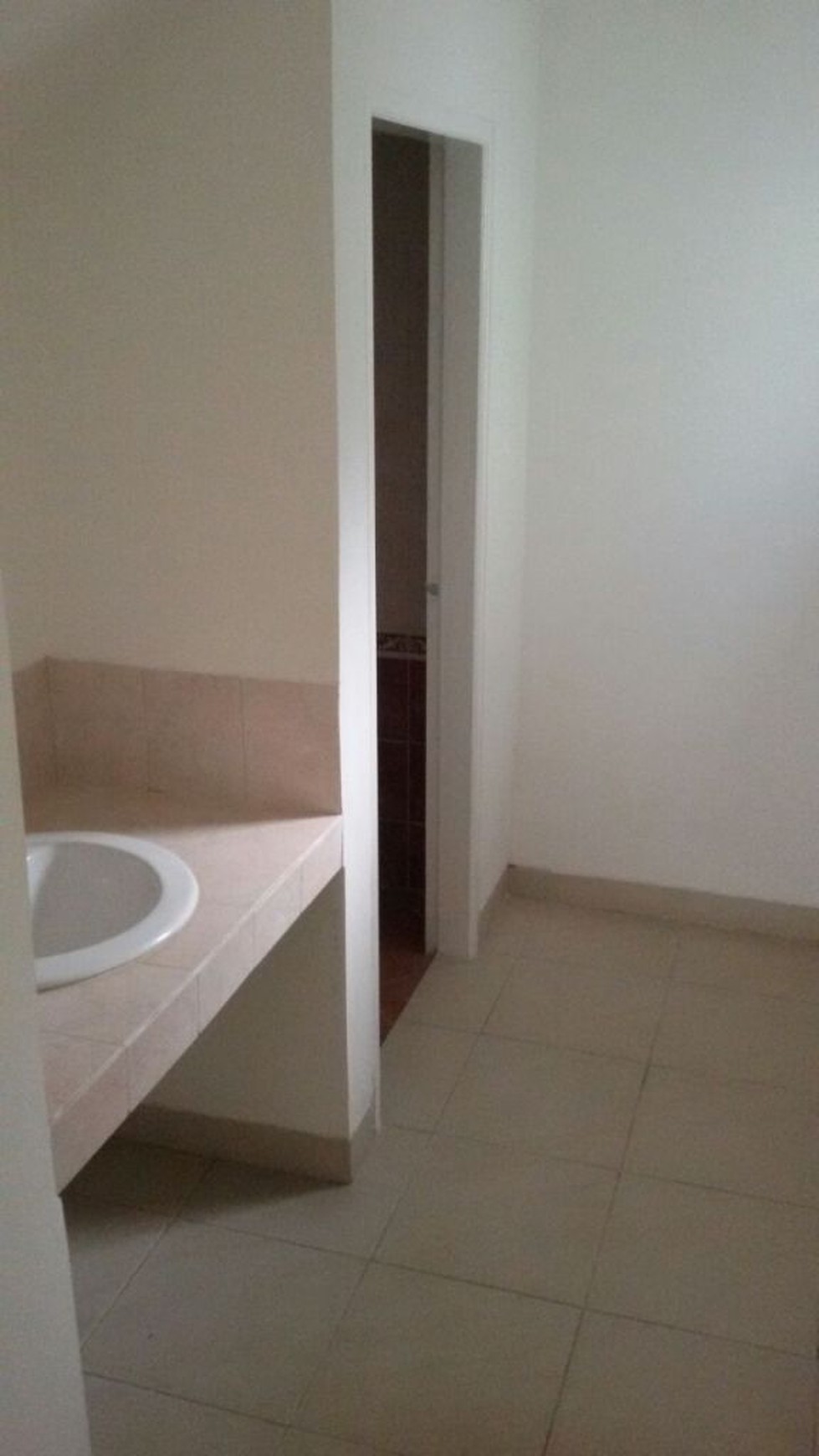 RUMAH SIAP HUNI,DEPAN TAMAN,DI PURI BINTARO