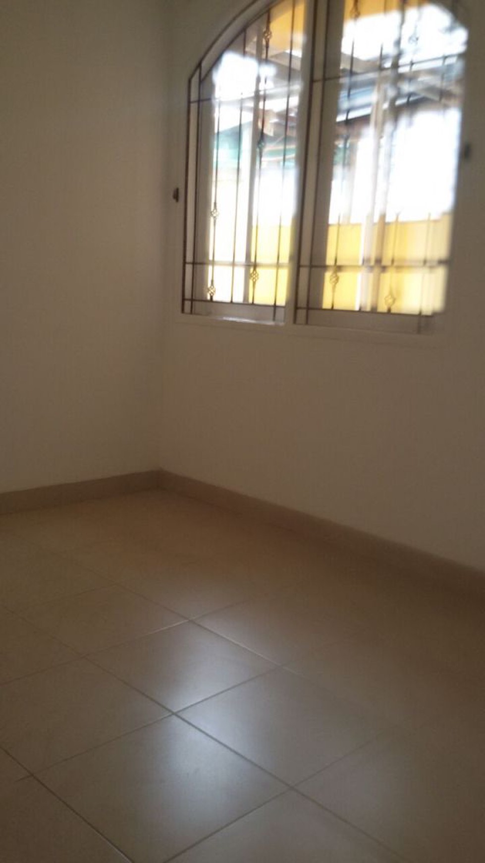 RUMAH SIAP HUNI,DEPAN TAMAN,DI PURI BINTARO