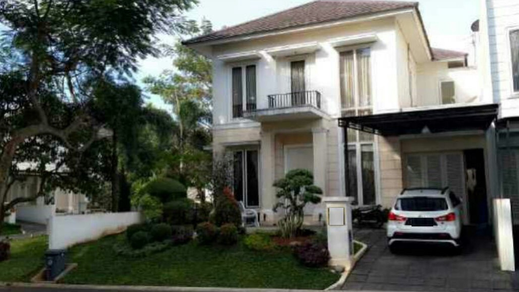 Rumah Cantik,Minimalis ,siap huni di Serpong Tangerang