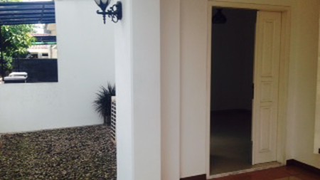 Rumah Siap Huni Di Bintaro Sektor 9