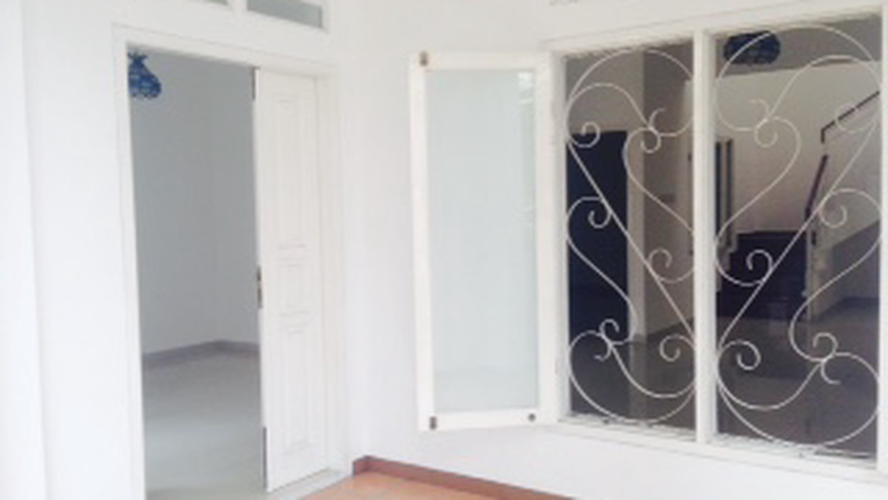 Rumah Siap Huni Di Bintaro Sektor 9