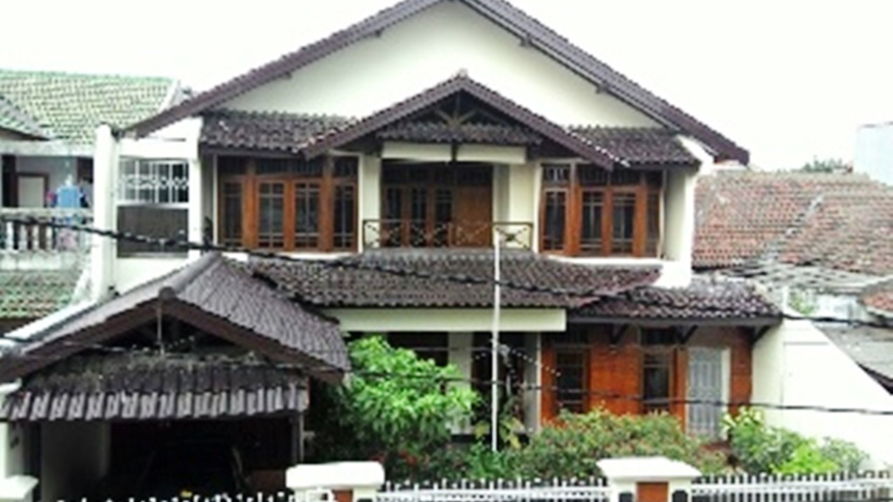 RUMAH STRATEGIS,SIAP HUNI,GOOD PRICE DI KEBAYORAN LAMA JAKARTA SELATAN