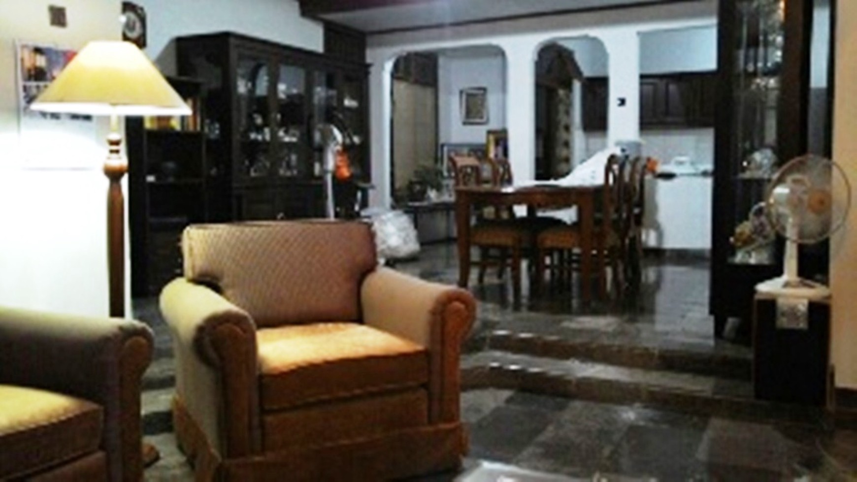 RUMAH STRATEGIS,SIAP HUNI,GOOD PRICE DI KEBAYORAN LAMA JAKARTA SELATAN