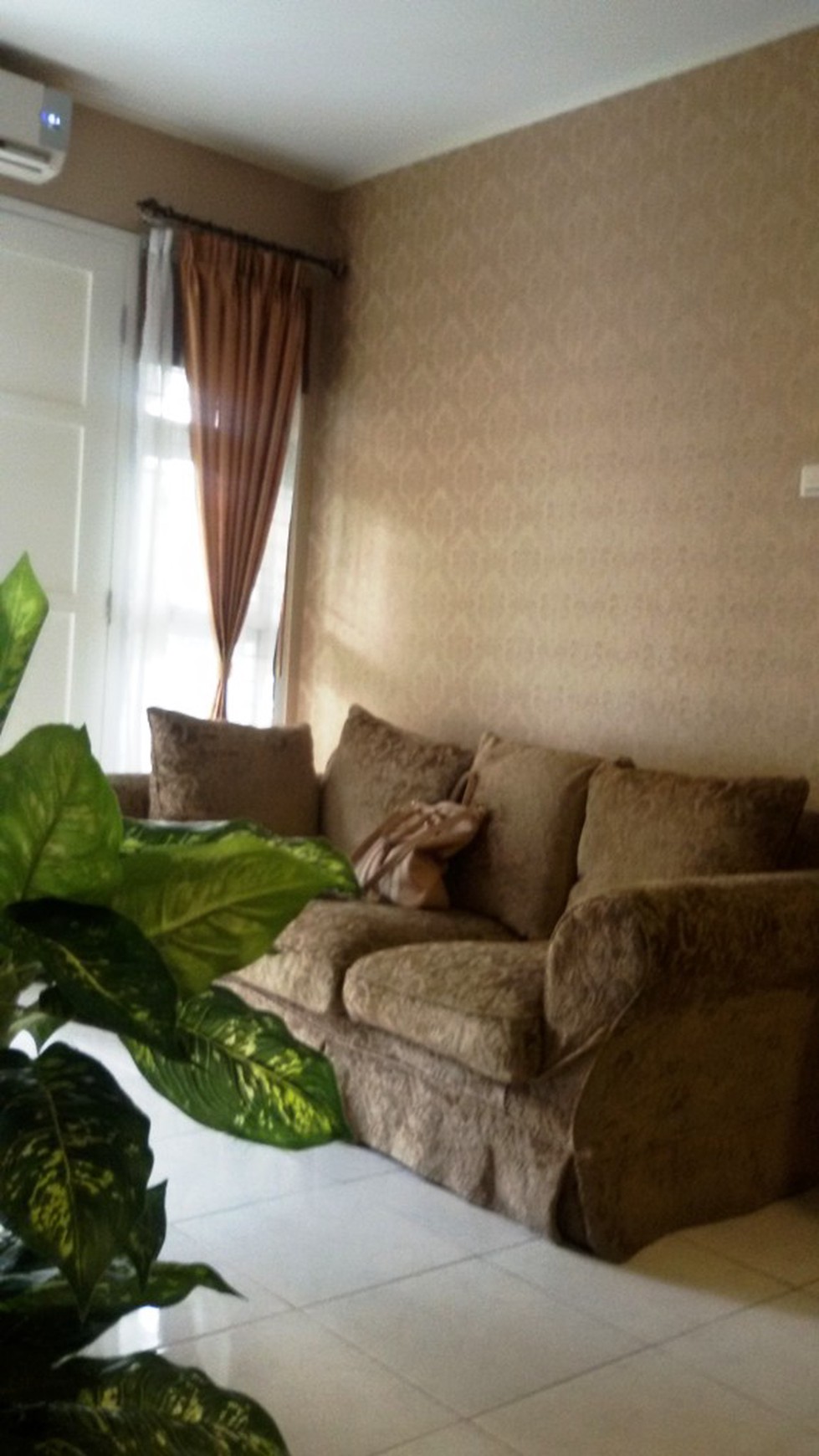 HUNIAN EKSKLUSIF,SIAP HUNI DI BINTARO JAYA SEKTOR 9