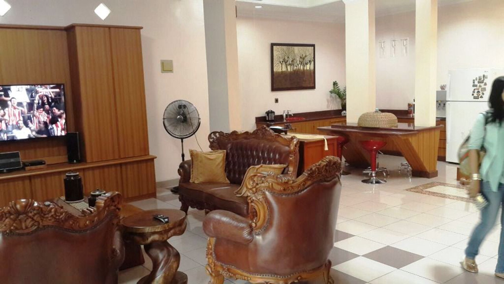 RUMAH ASRI,HALAMAN LUAS,MEDITERAN,GOOD PRICE BINTARO SEKTOR 2