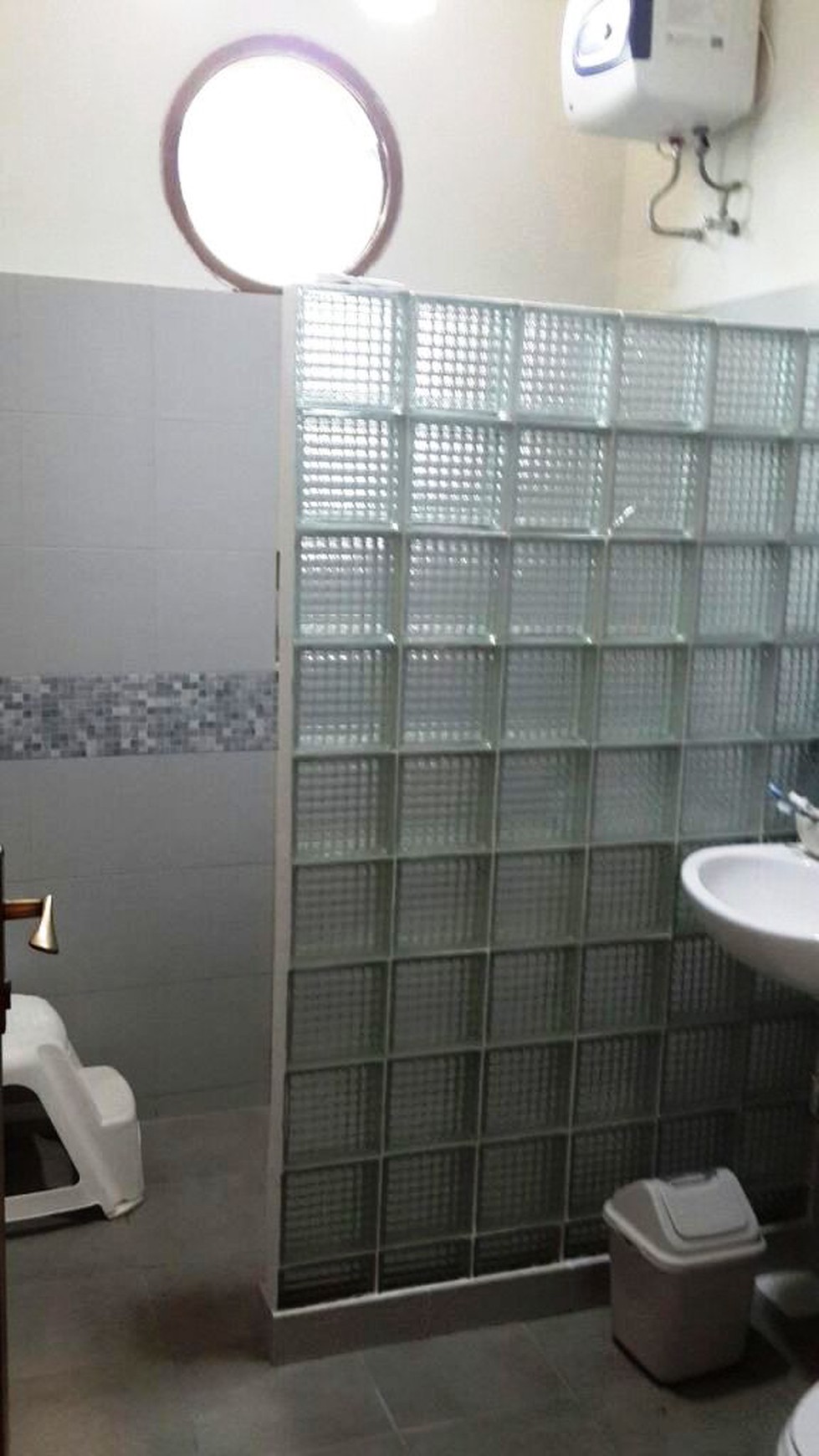 RUMAH ASRI,HALAMAN LUAS,MEDITERAN,GOOD PRICE BINTARO SEKTOR 2