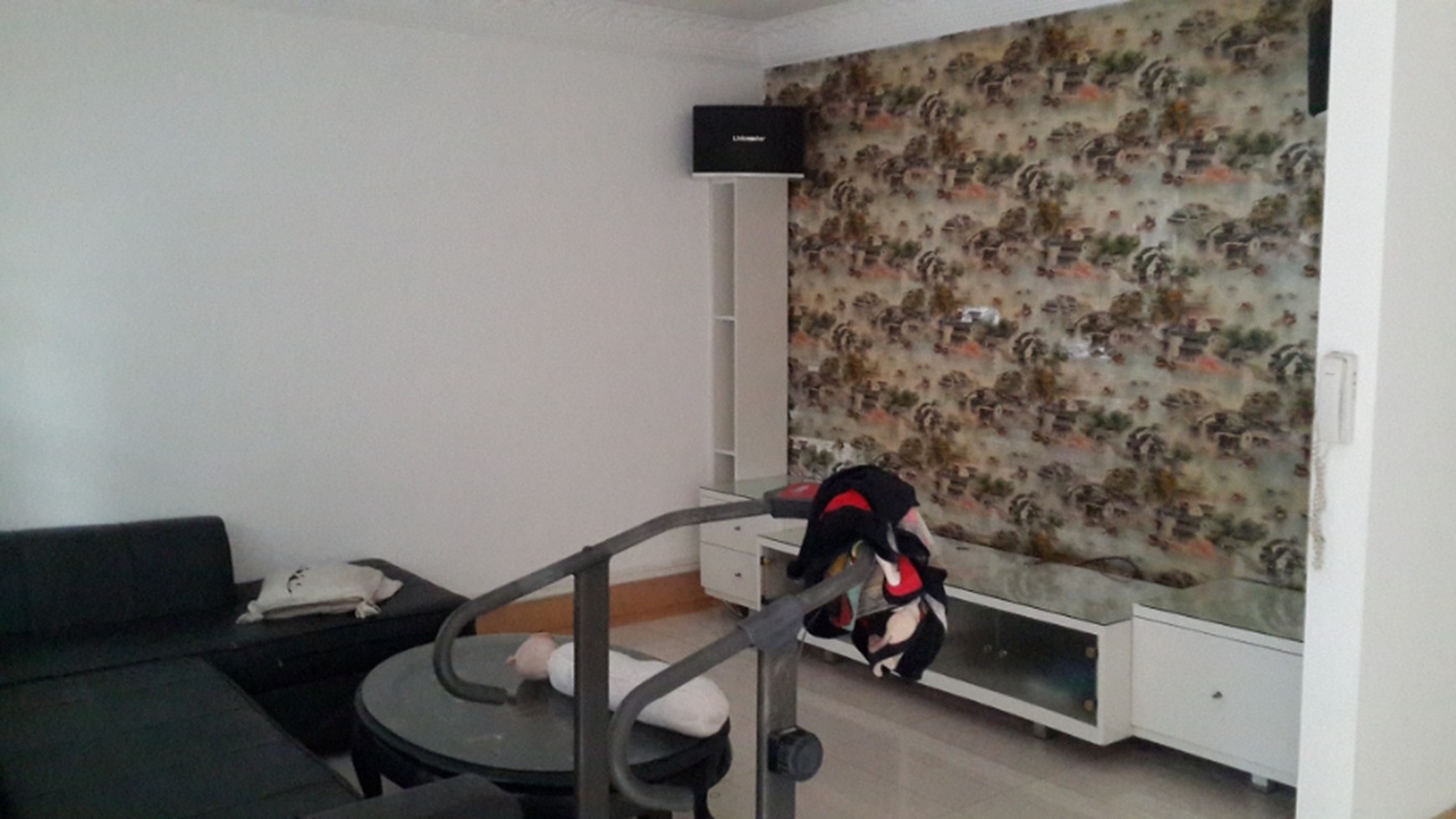 Dijual / Disewakan  Rumah Taman Hokaido - Lippo Karawaci