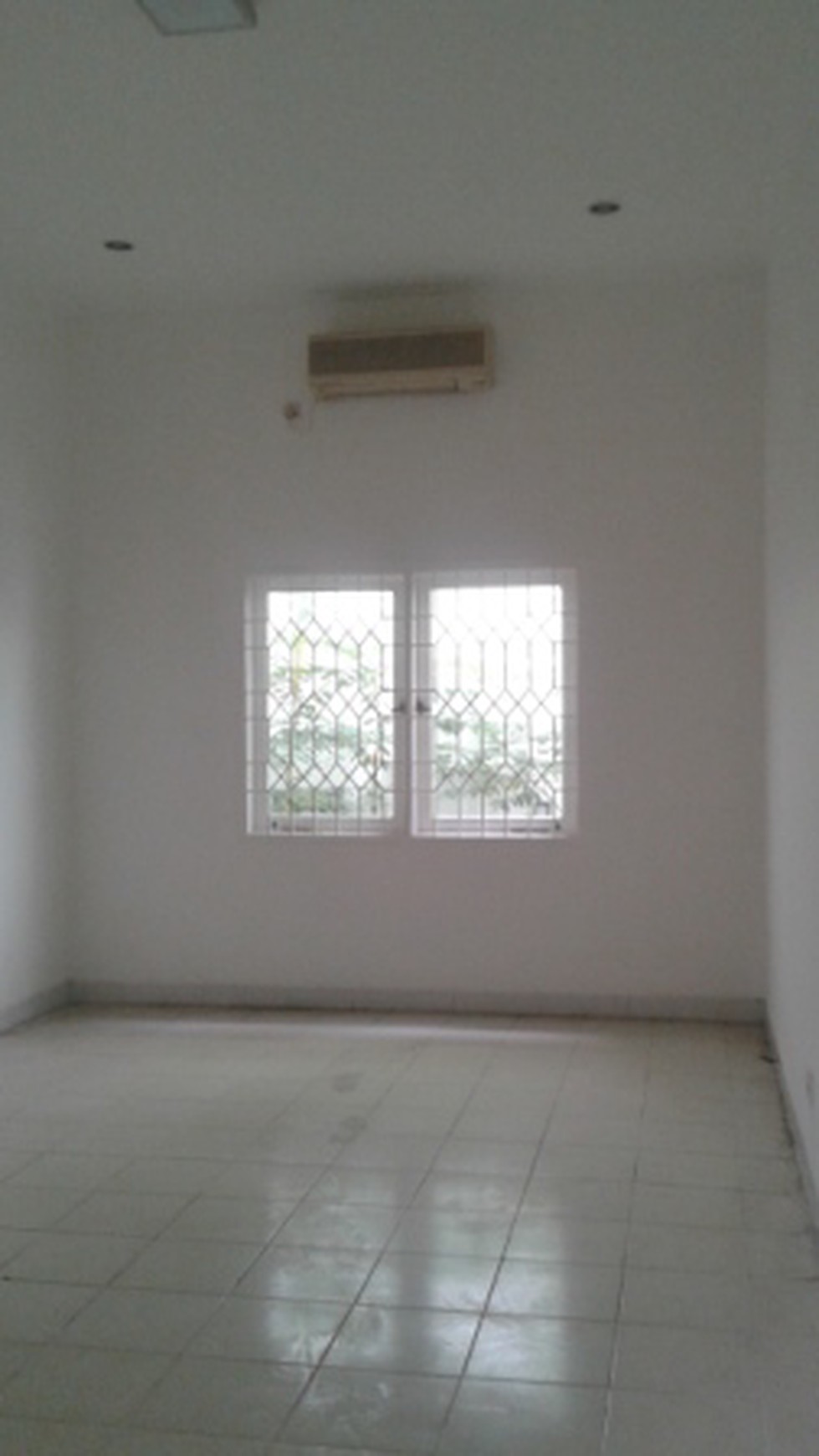 Murah!!!cantiq Minimalis 180m harga 2M nego