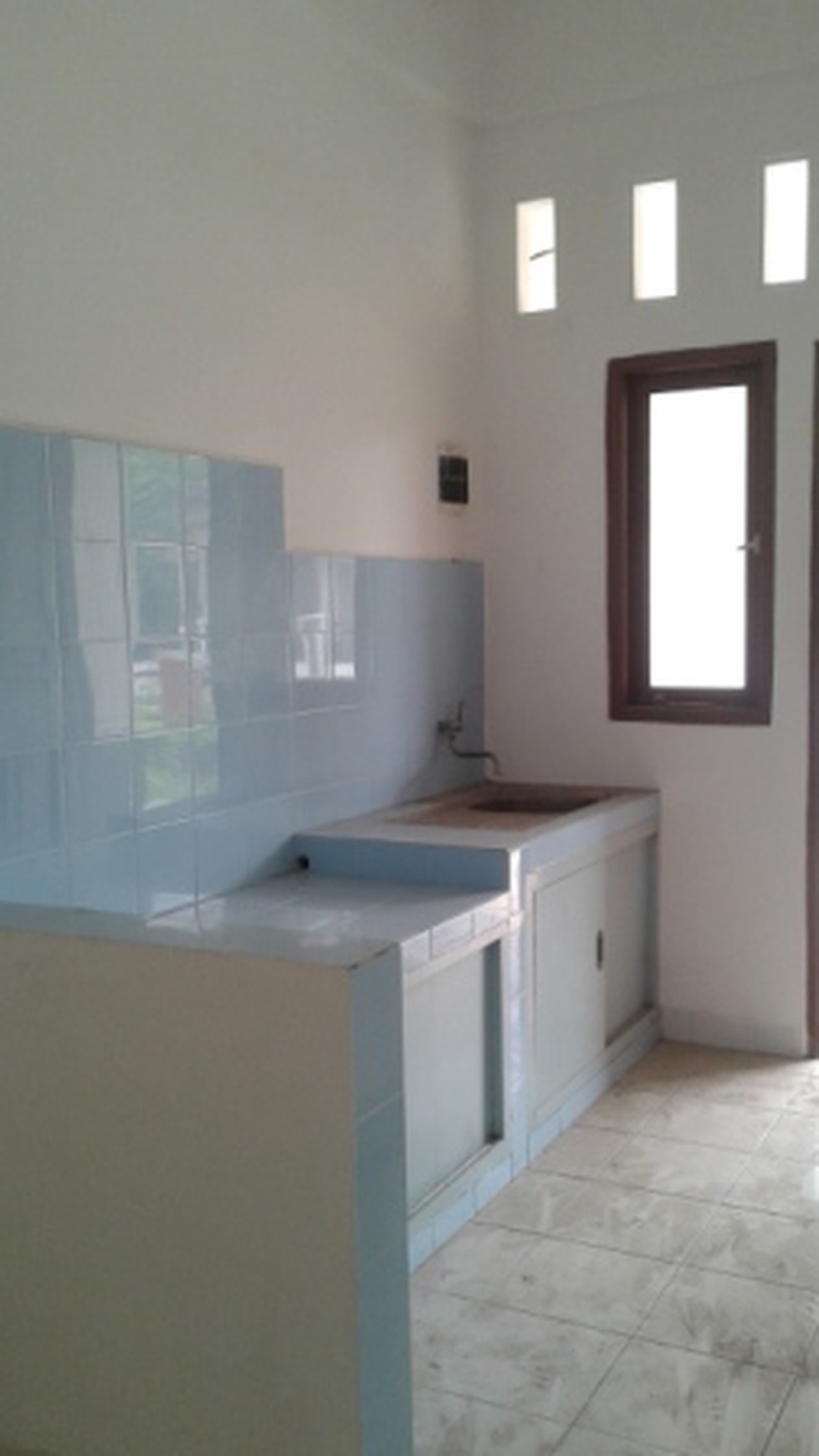 Murah!!!cantiq Minimalis 180m harga 2M nego
