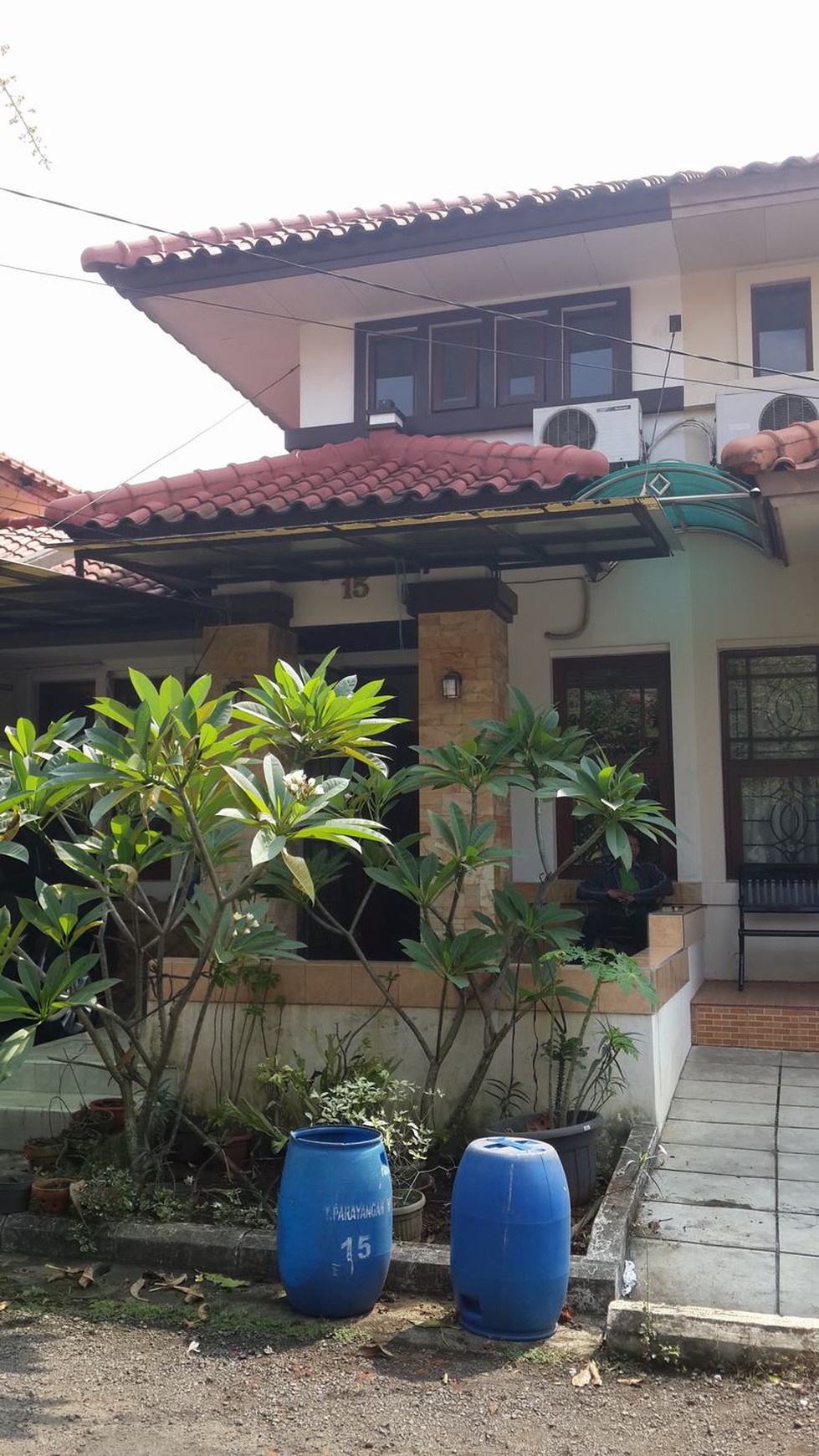 Disewakan Rumah Taman Parahyangan - Lippo Karawaci