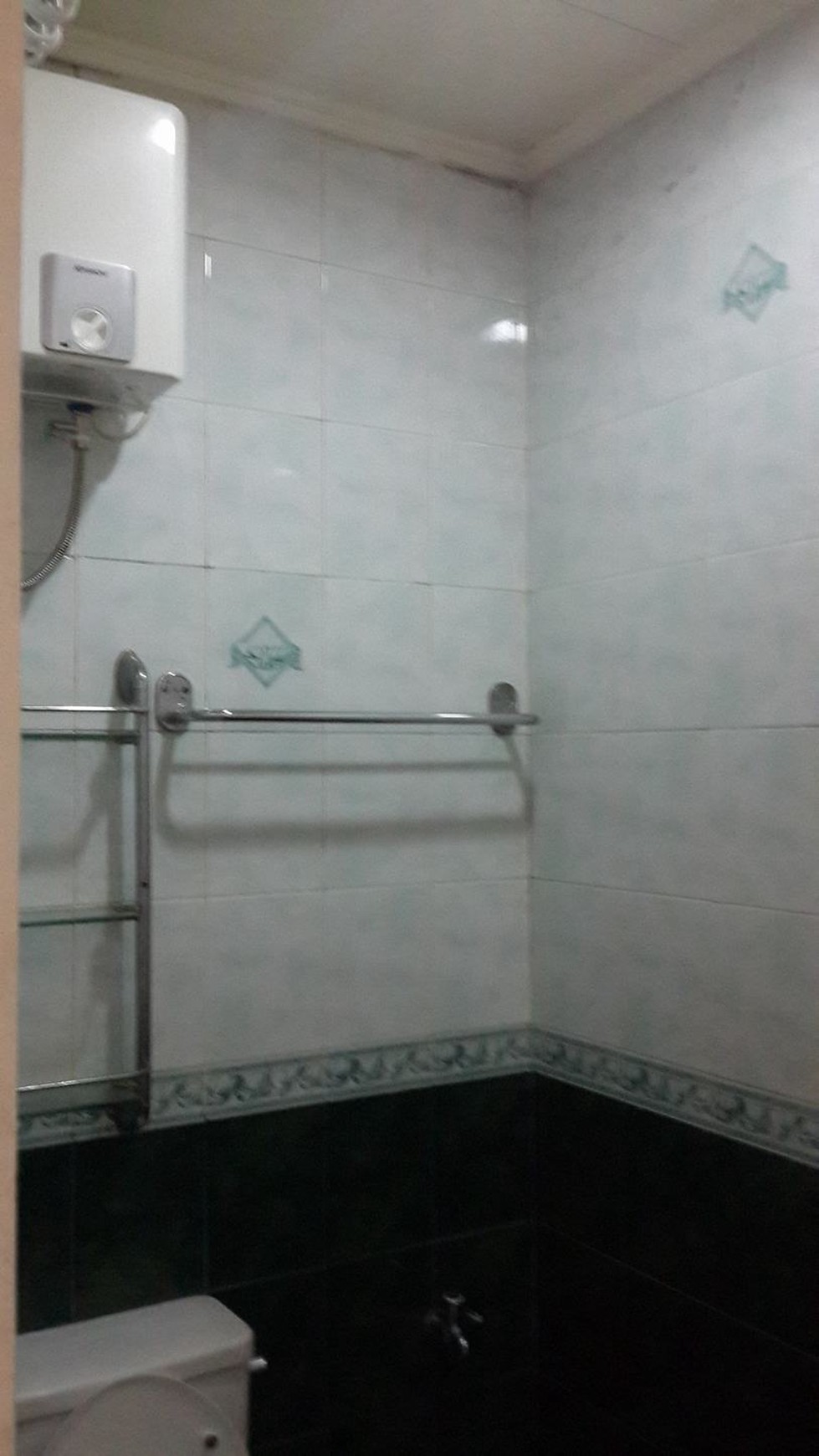 Disewakan Rumah Taman Parahyangan - Lippo Karawaci