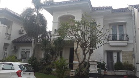Rumah Bagus,siap huni di Senayan Jakarta Selatan