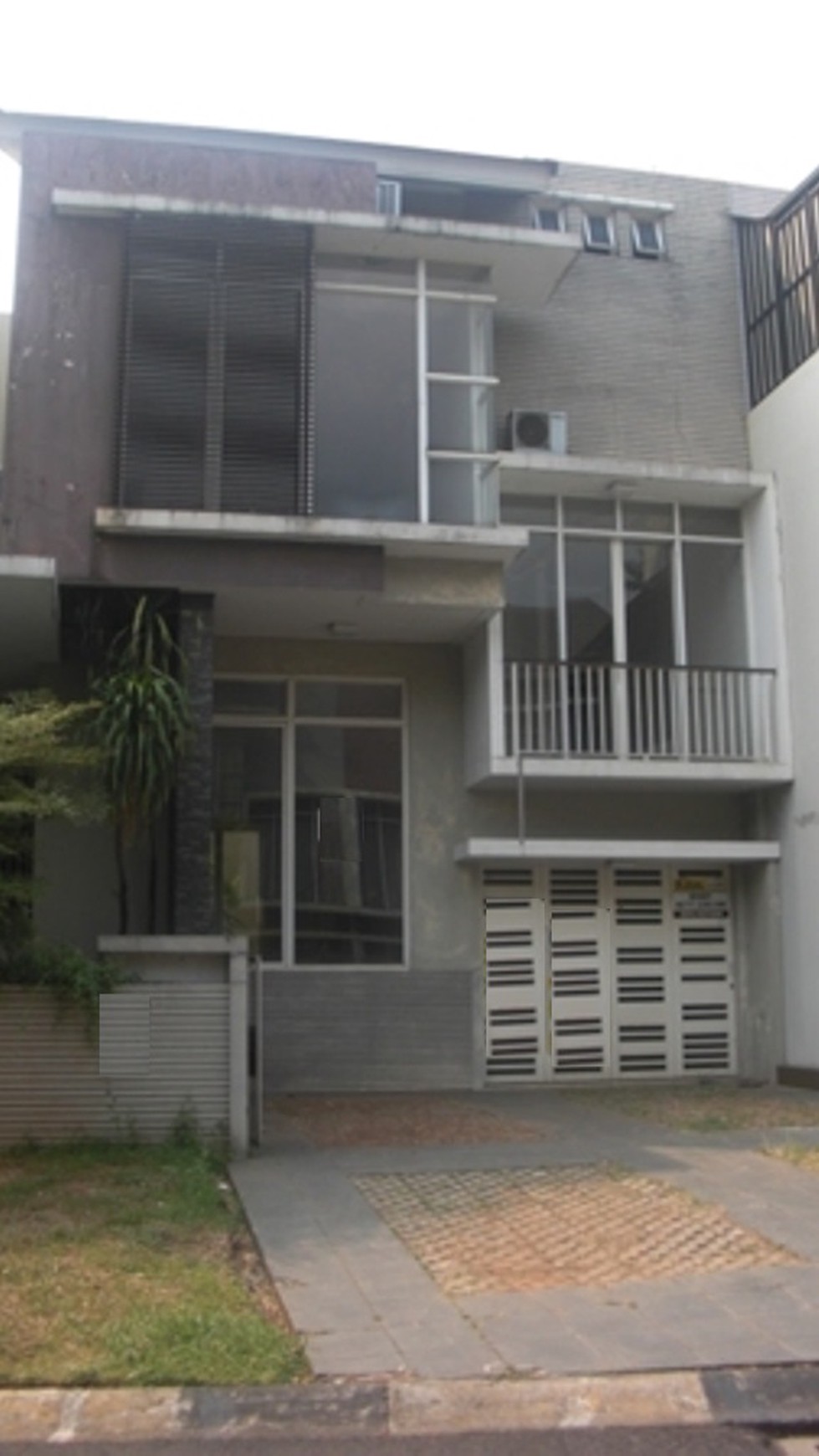 RUMAH BAGUS,DALAM CLUSTER,MINIMALIS DI SEKTOR 7 BINTARO JAYA