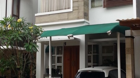 Disewakan Cepat Rumah Fully Furnished di Discovery, Bintaro Sektor 9
