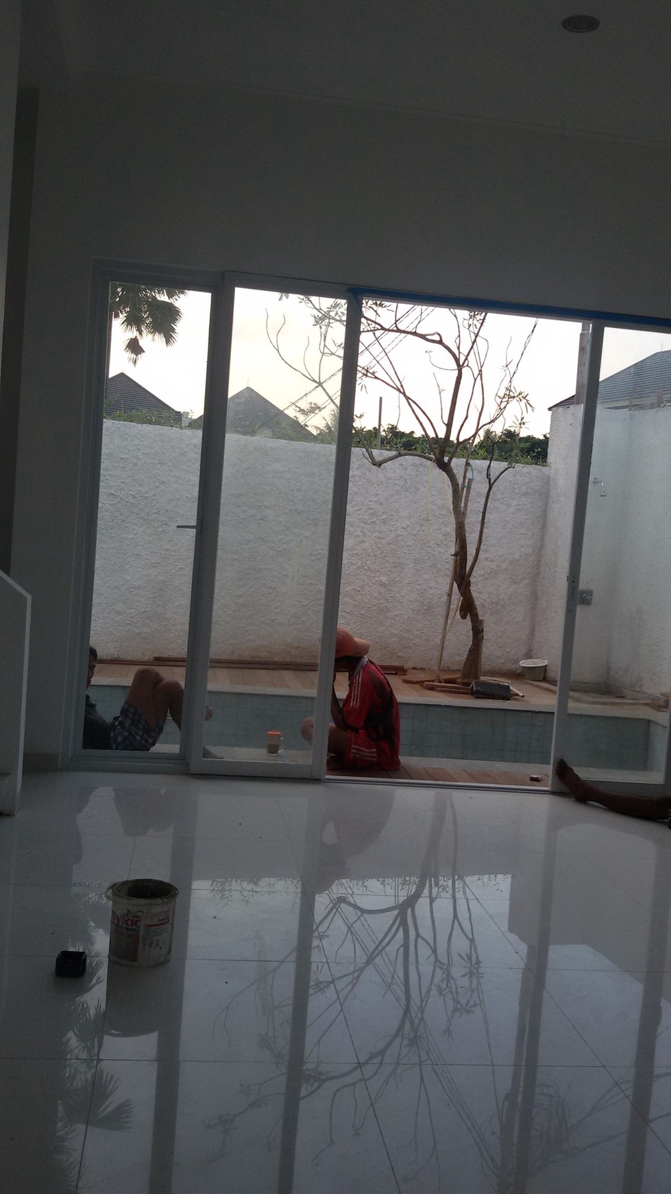 Rumah siap huni,brand new di Cilandak Jakarta selatan