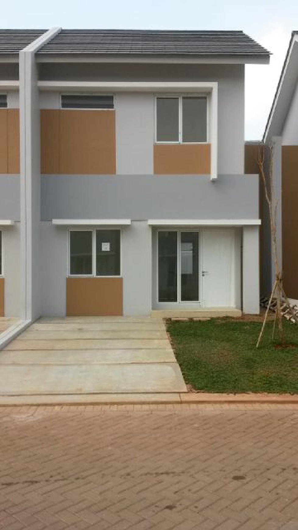 Dijual Rumah Serpong Lagoon Kondisi Baru - Serpong