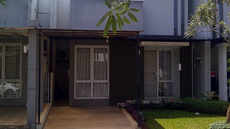 Rumah Bagus,siap huni,lokasi oke di BSD Tangerang