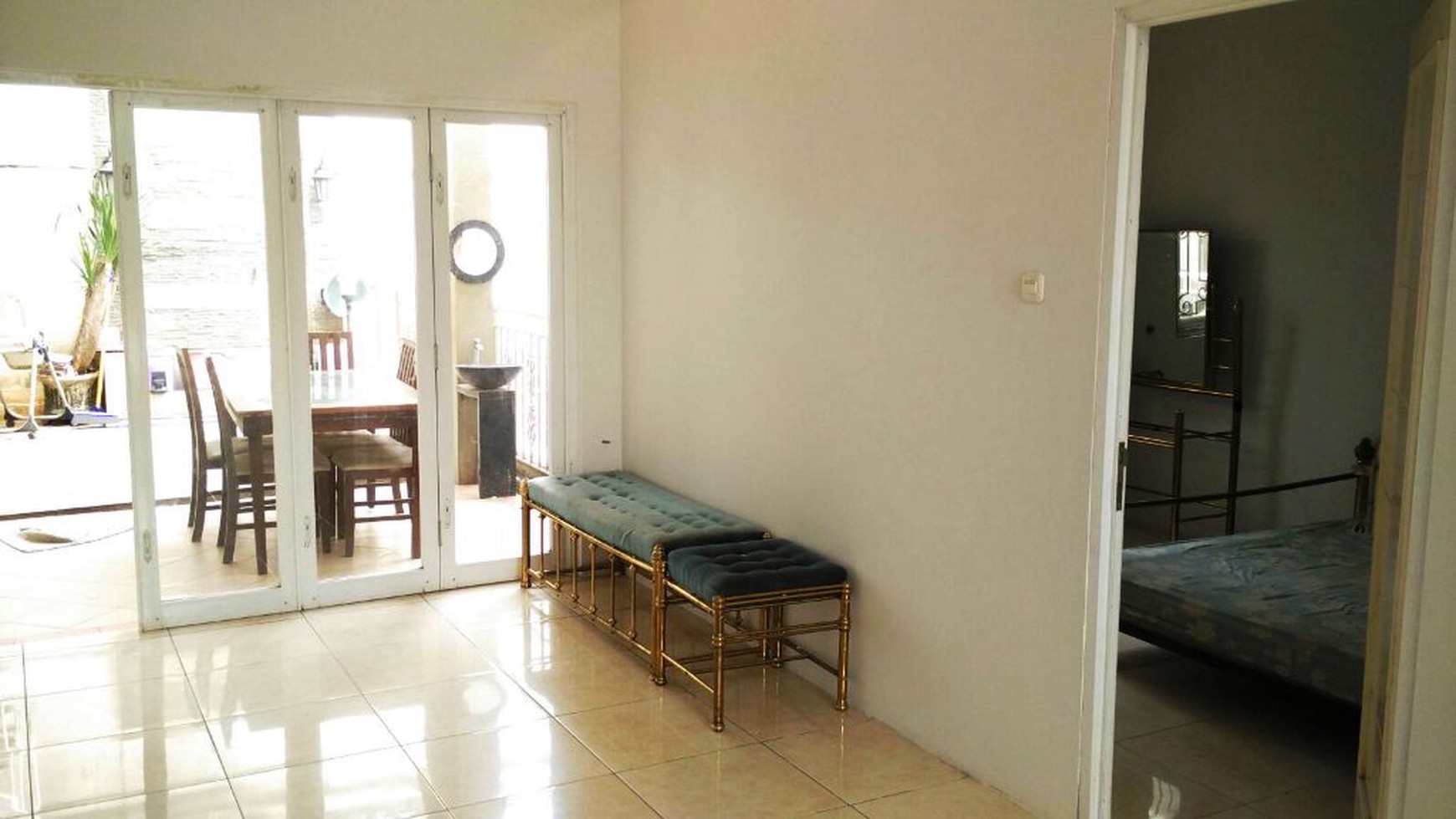 Rumah Mewah,halaman luas,s.pool di cipete