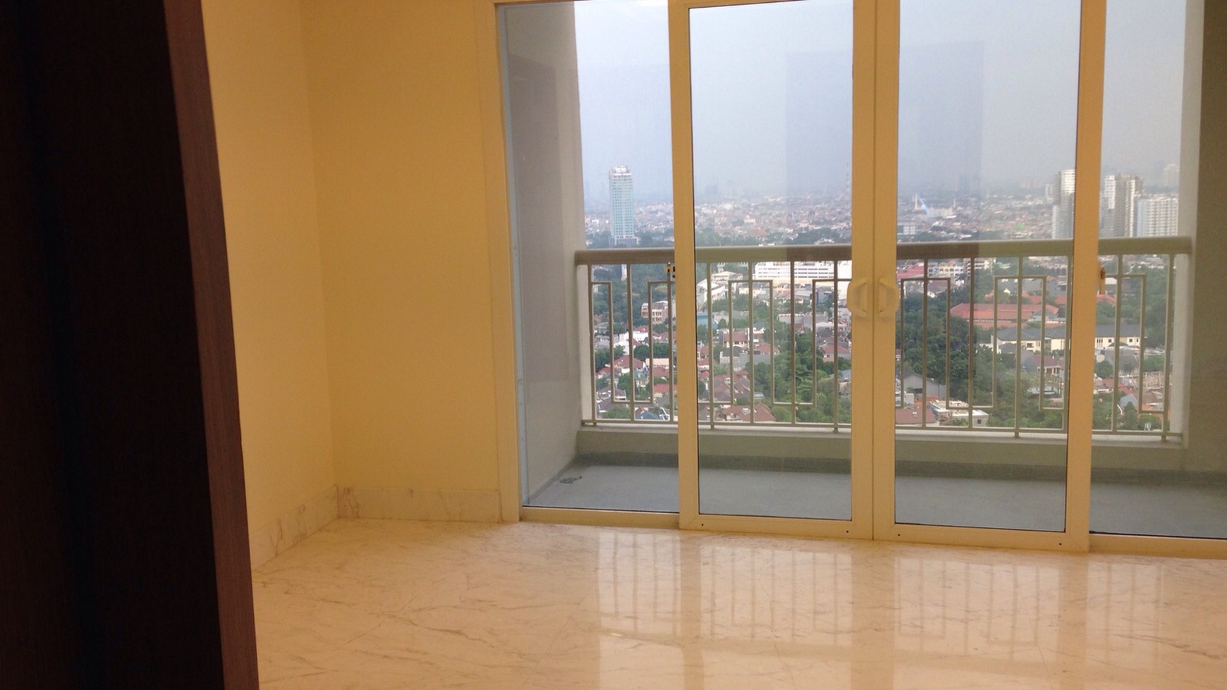 Apartemen Botanica Simprug