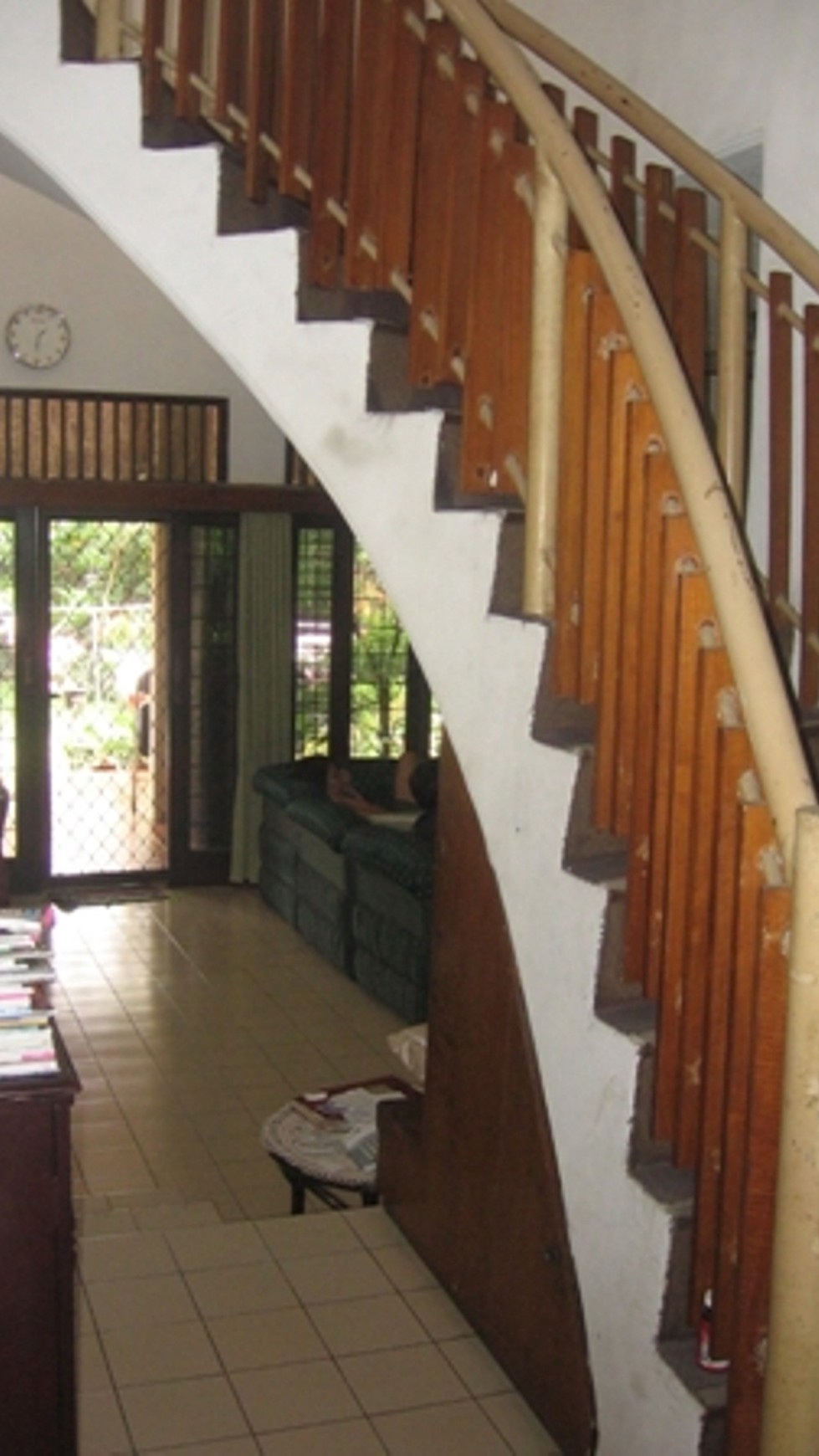 Rumah halaman luas,Bintaro Permai (dekat universitas Mustopo),strategis,nyaman..