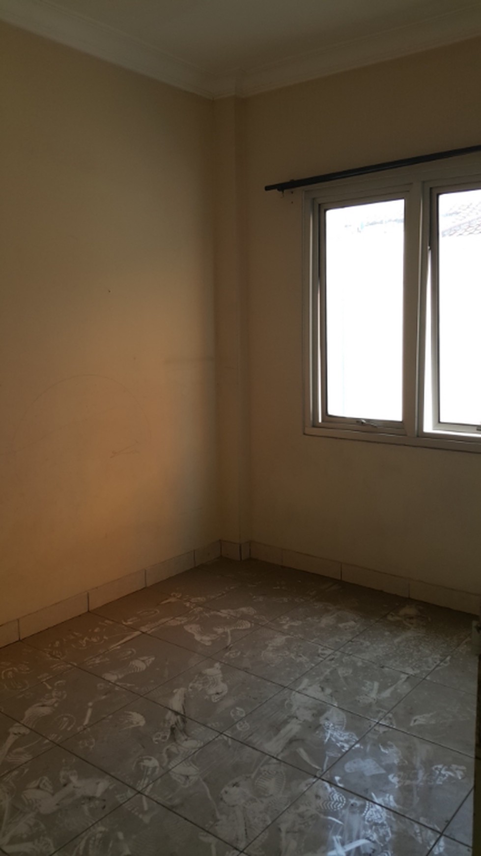 Dijual Townhouse City Resort lantai 2 - Cengkareng, Jakarta Barat