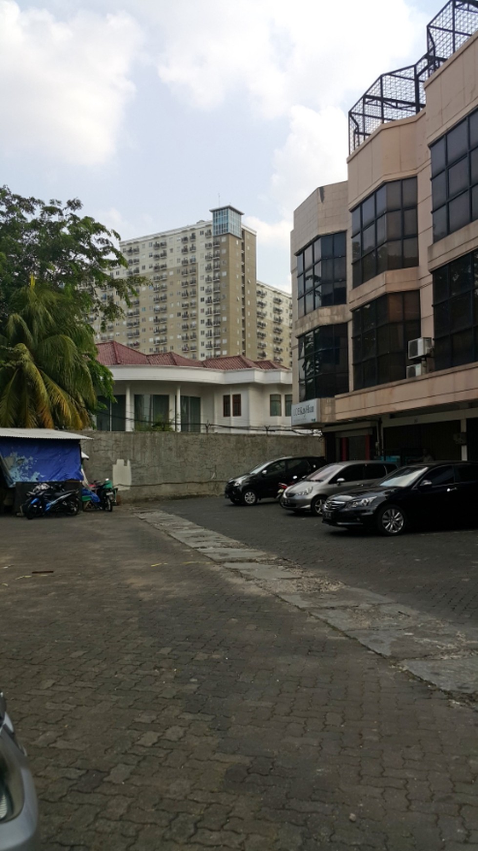 Dijual/Sewa Ruko  Kebon Jeruk, Jakarta Barat