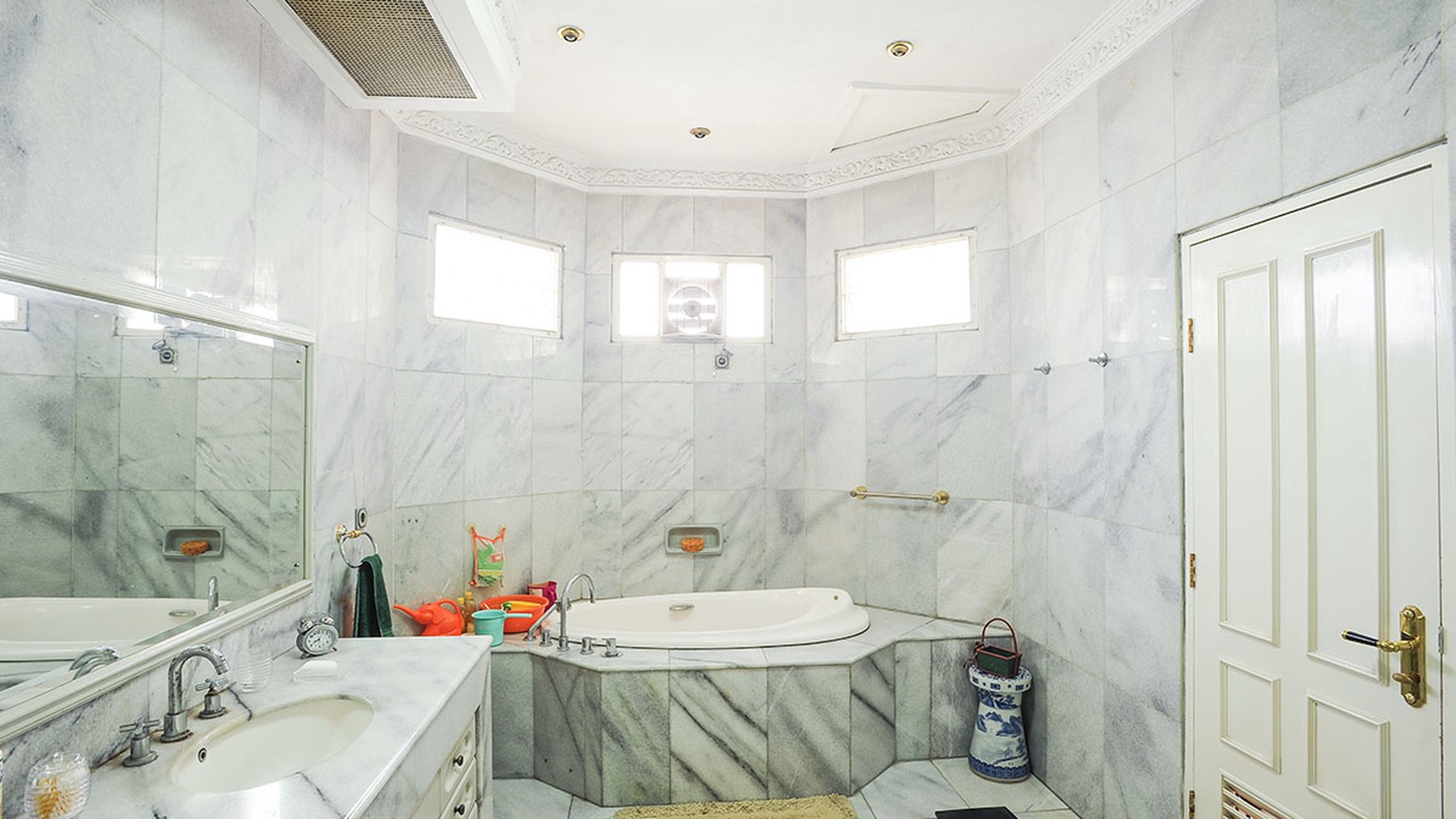 For Sale LUXURY HOUSE at Cilandak