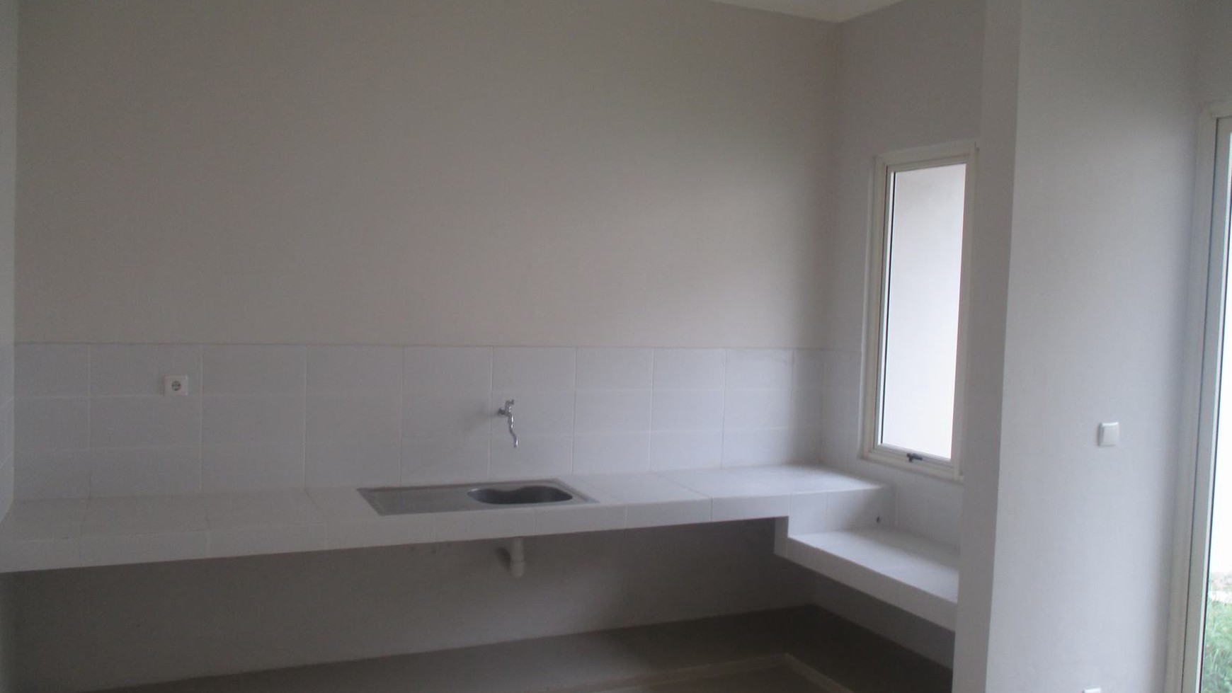 Dijual Rumah Baru Suvarna Padi - SUvarna Sutera, Pasar Kemis