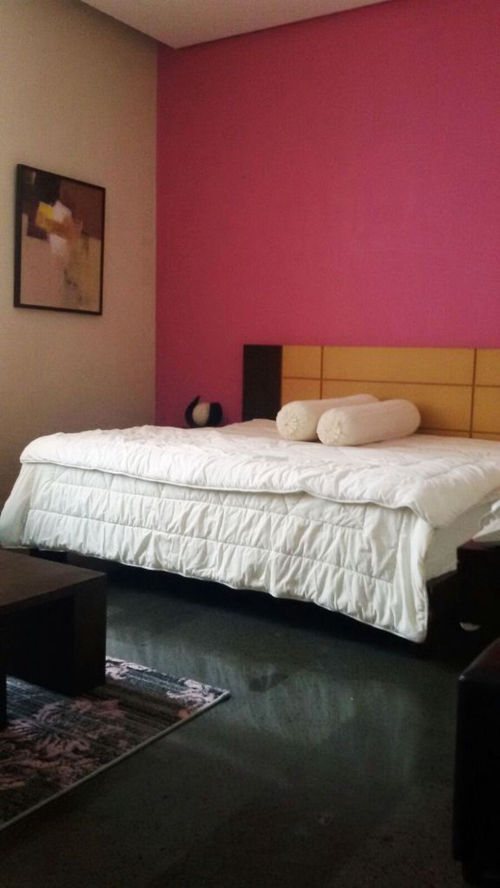 Rumah Mewah, strategis,siap huni,halaman luas di Pondok Indah