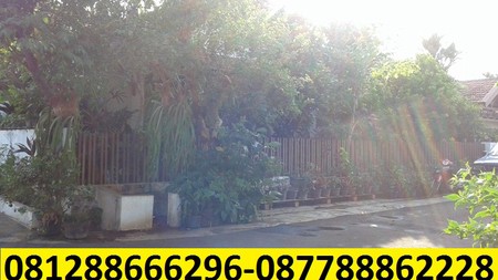 Rumah Antiq luas 380m, cocok utk Kel Besar, harga terjangkau.