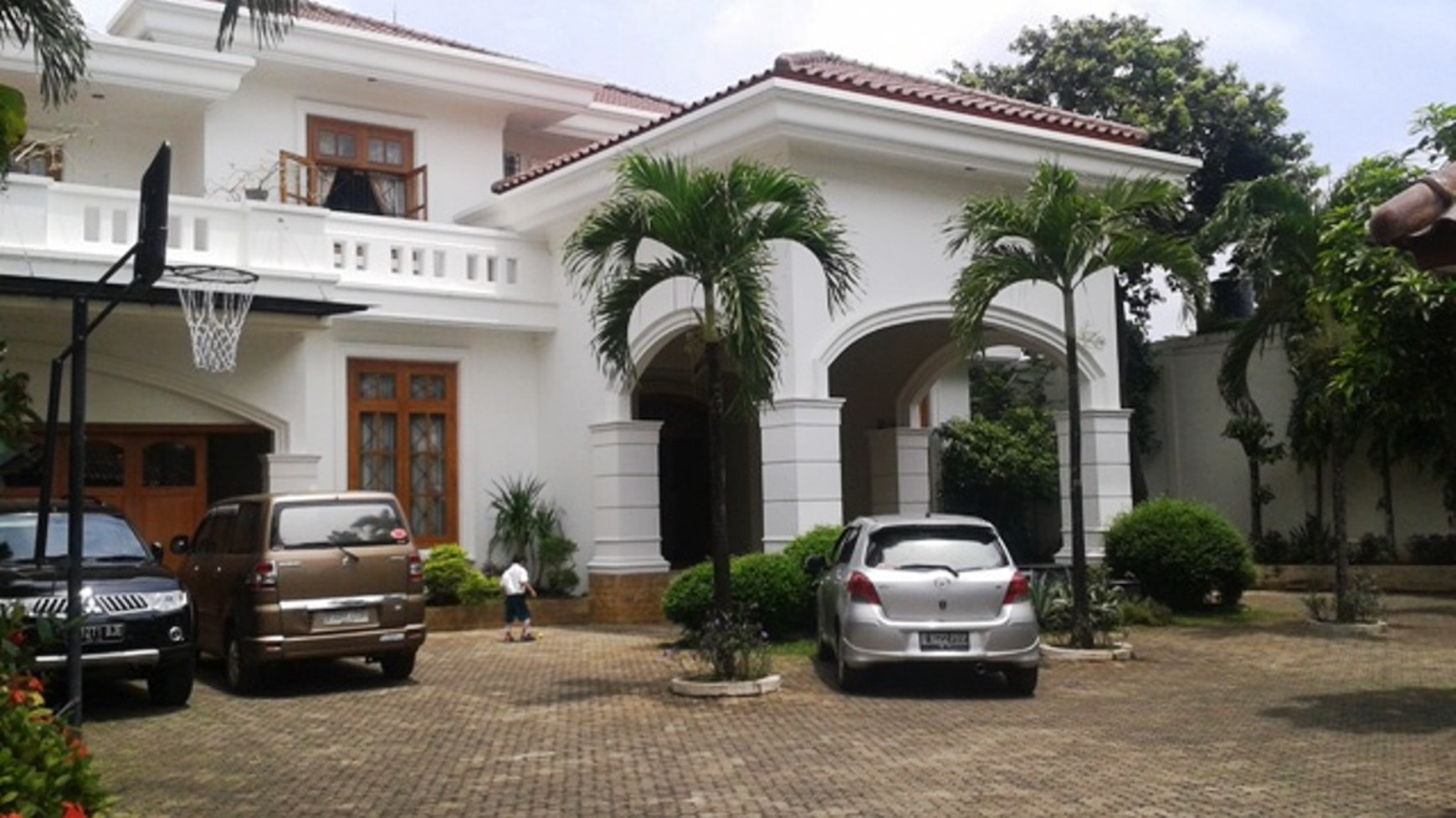 RUMAH LUX ,S. POOL di Sektor 7 Bintaro Jaya