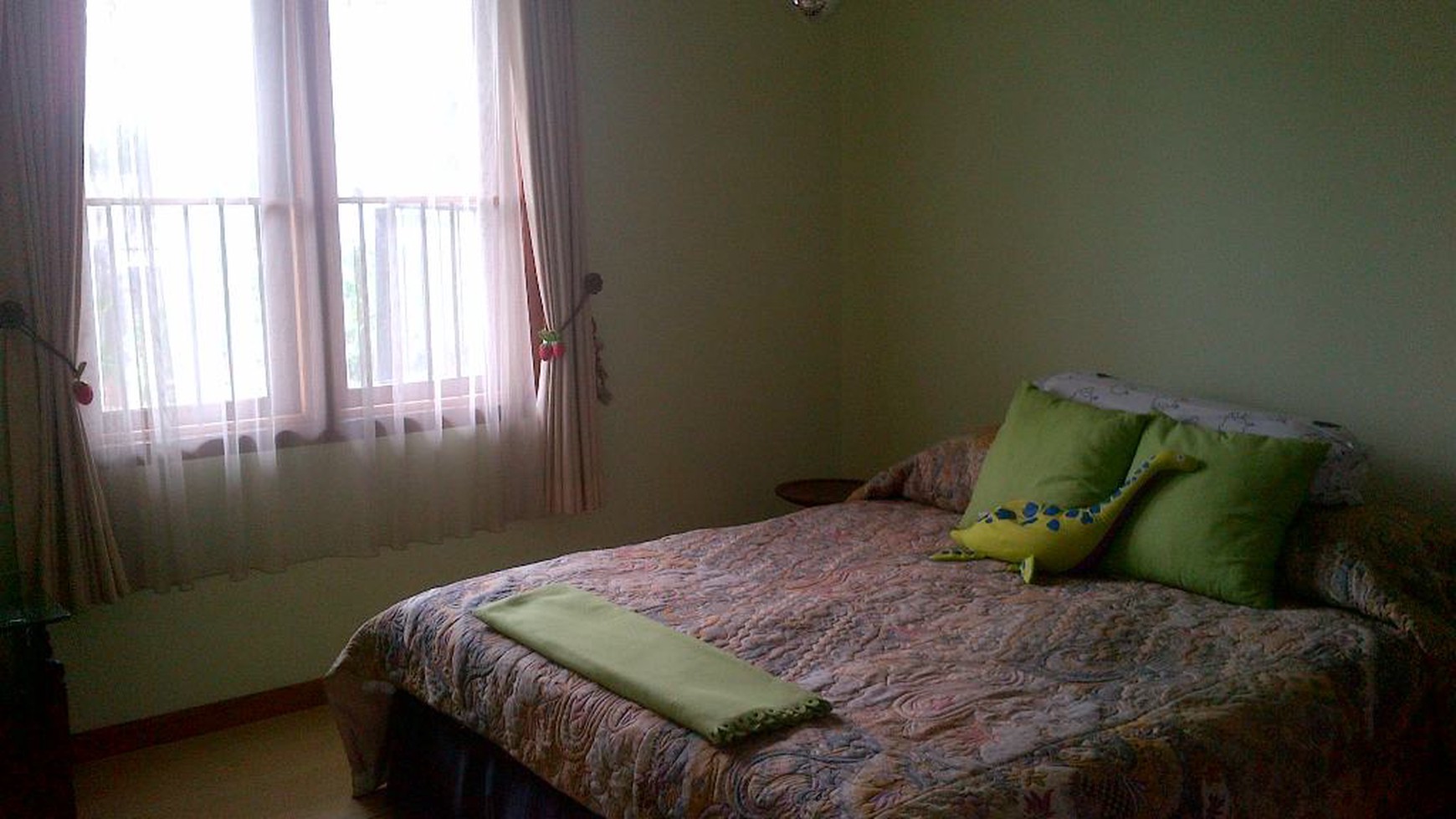 Rumah Minimalis,Bagus,siap huni di Mertilang Sektor 9 Bintaro Jaya